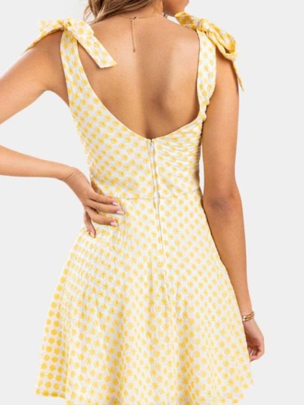 Yellow Summer Floral Dress with Bows, Trixxi by Francesca's - Women's Size Med - Picture 2 of 9